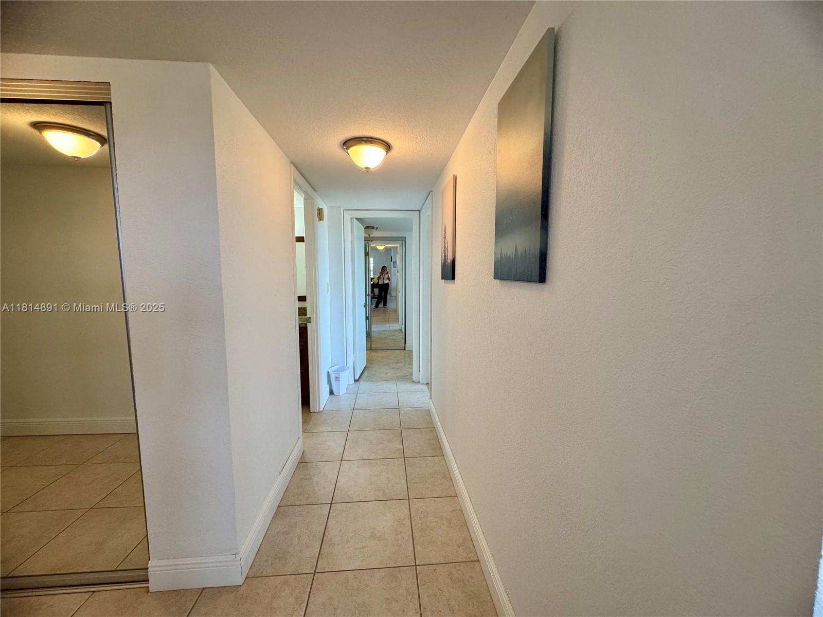 COUNTRY CLUB TOWER OF COR - Residential Lease
