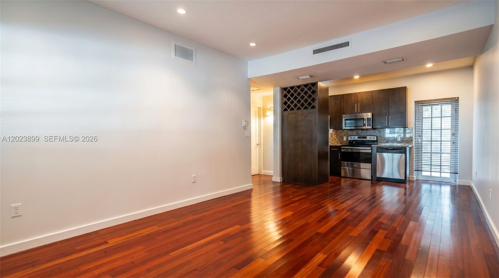 ESPANOLA VILLAS 1ST ADDN - Residential Income