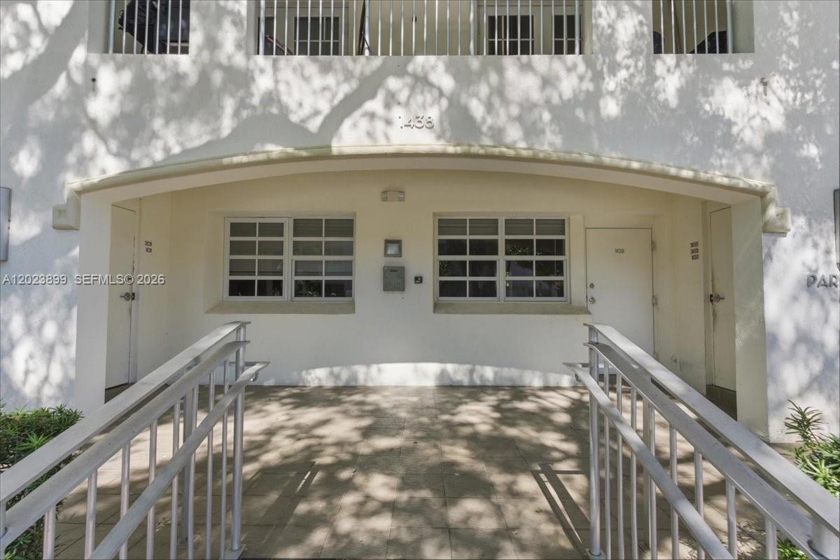 ESPANOLA VILLAS 1ST ADDN - Residential Income