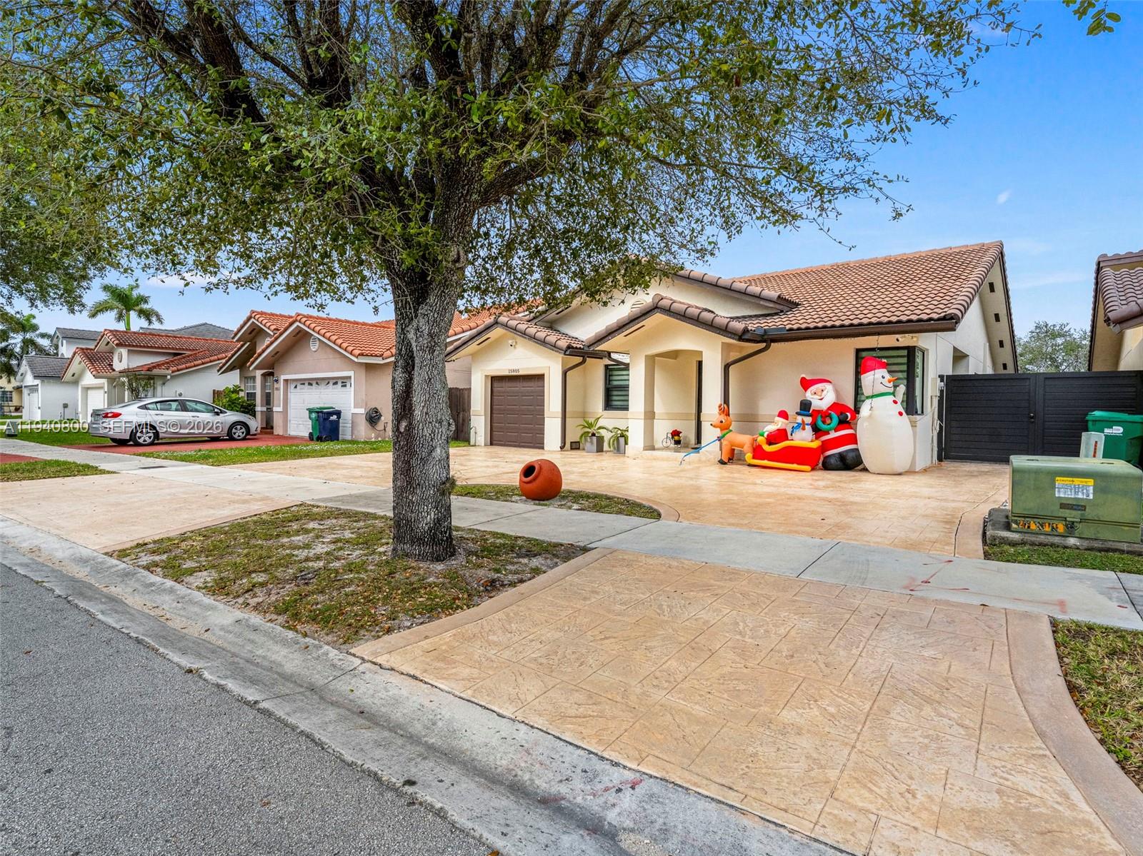 ADRIAN HOMES AT LAGO MAR - Residential Lease
