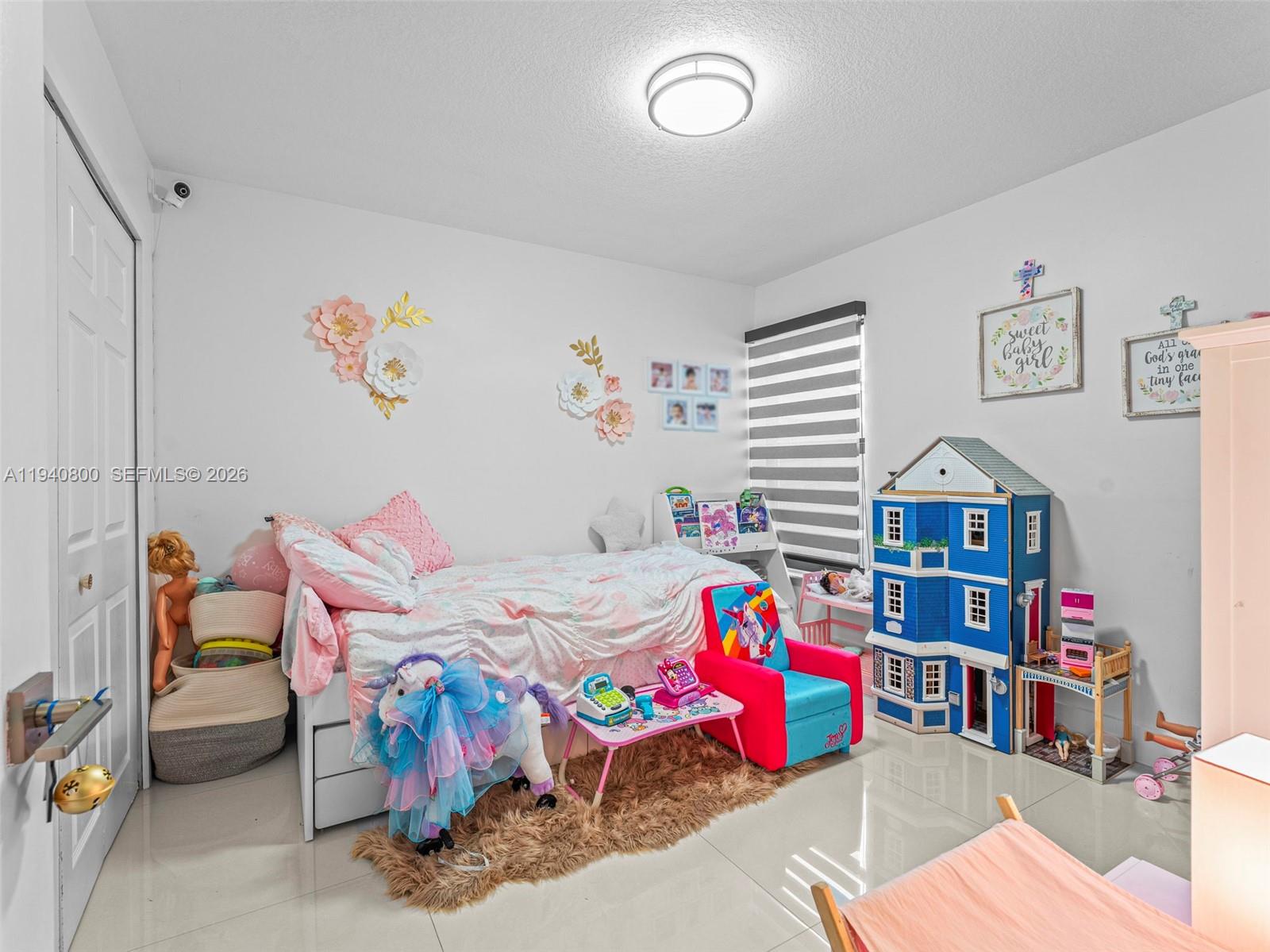ADRIAN HOMES AT LAGO MAR - Residential Lease