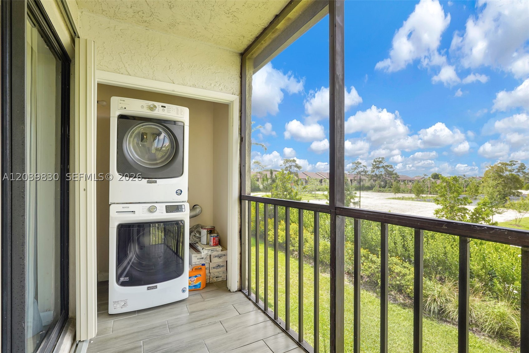 LUCERNE LAKES GOLF COLONY - Residential