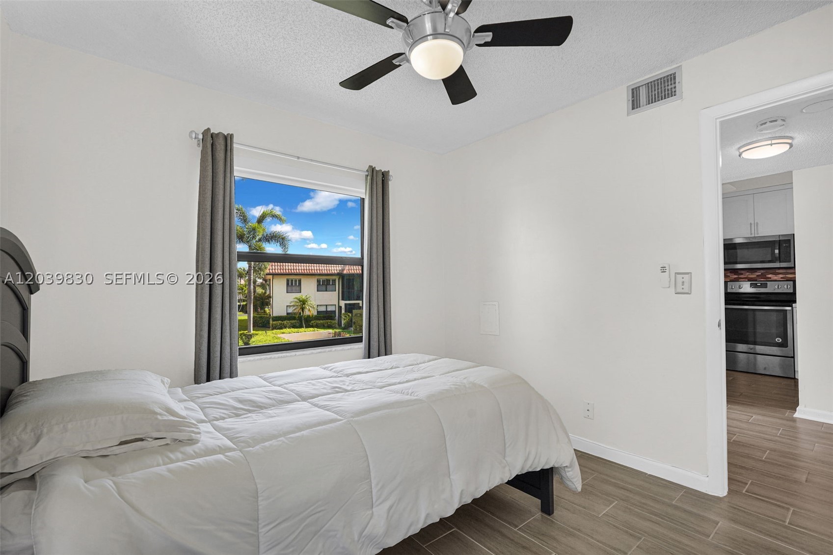 LUCERNE LAKES GOLF COLONY - Residential