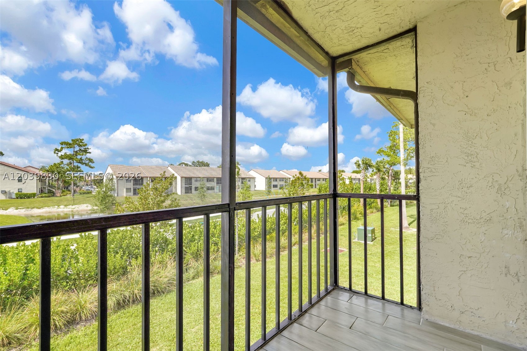 LUCERNE LAKES GOLF COLONY - Residential