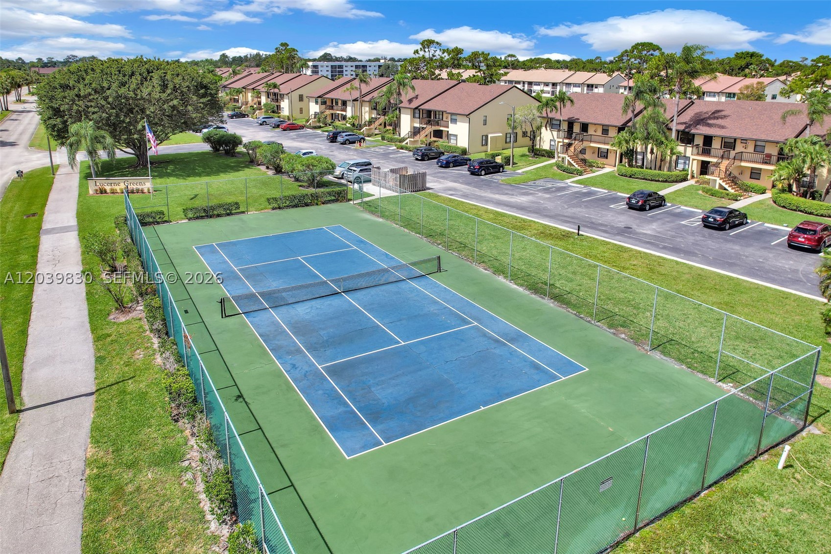LUCERNE LAKES GOLF COLONY - Residential