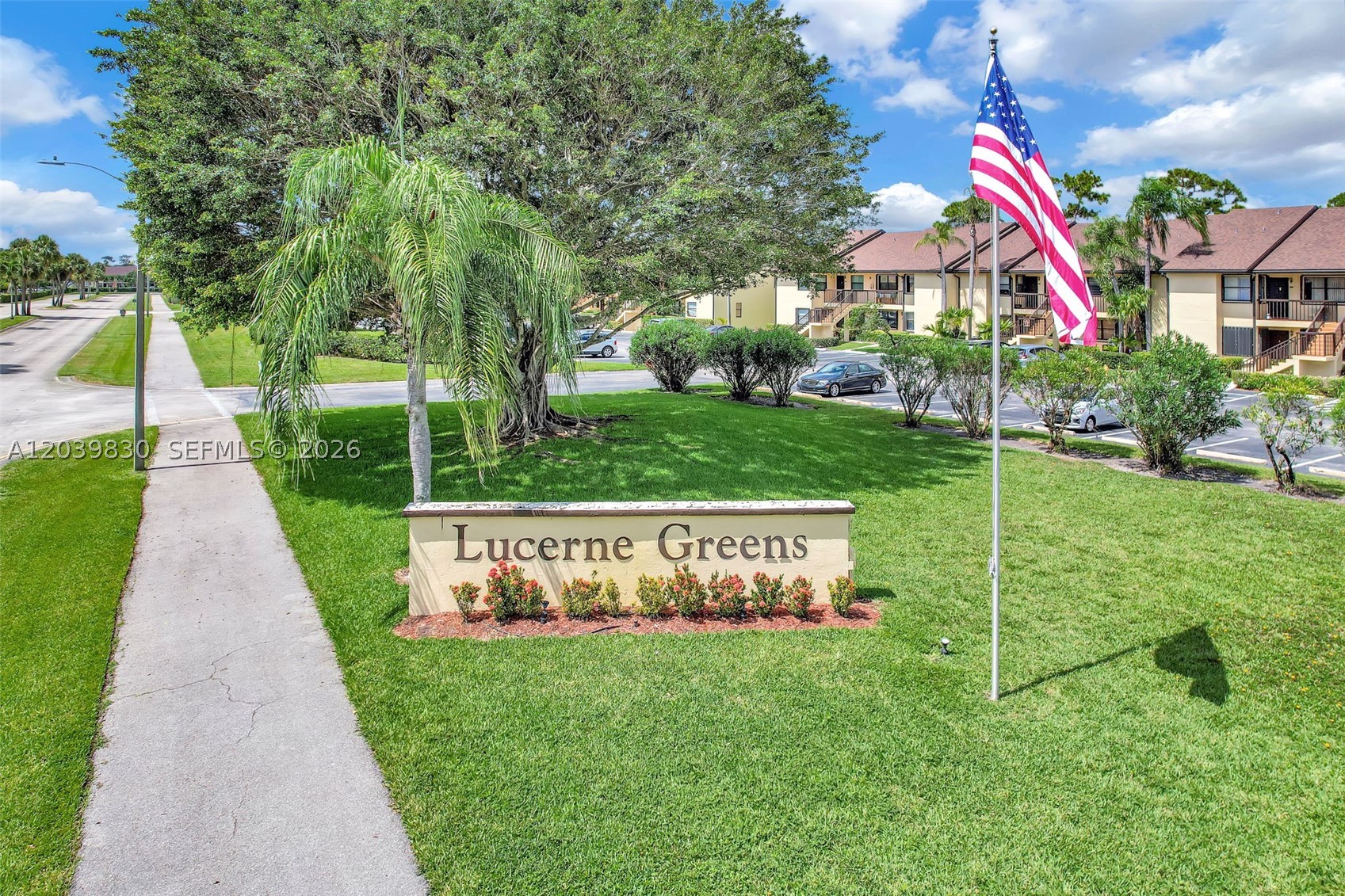 LUCERNE LAKES GOLF COLONY - Residential