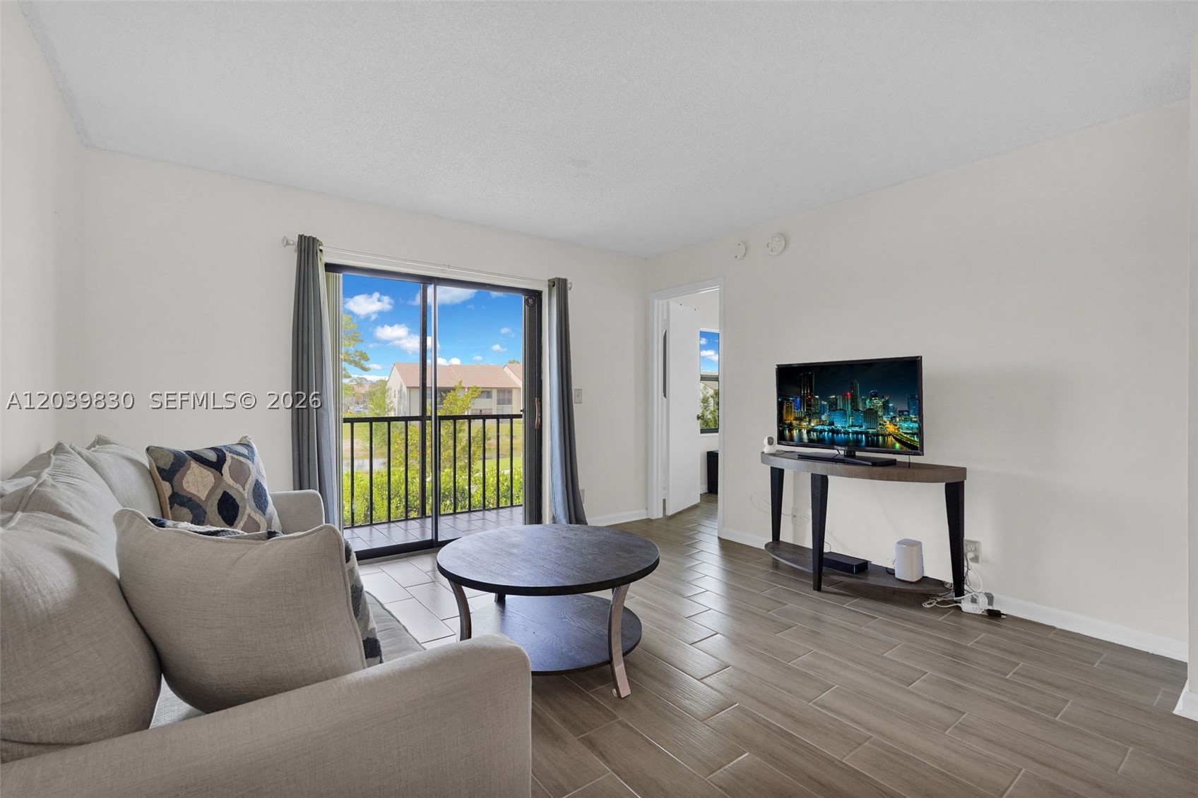 LUCERNE LAKES GOLF COLONY - Residential