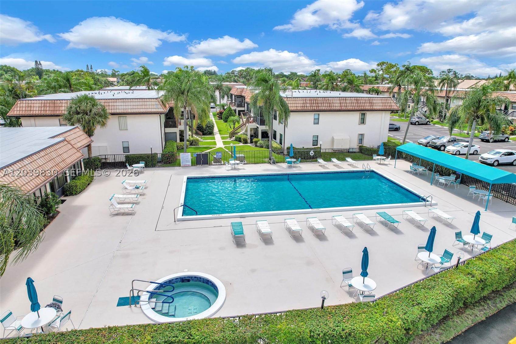 LUCERNE LAKES GOLF COLONY - Residential