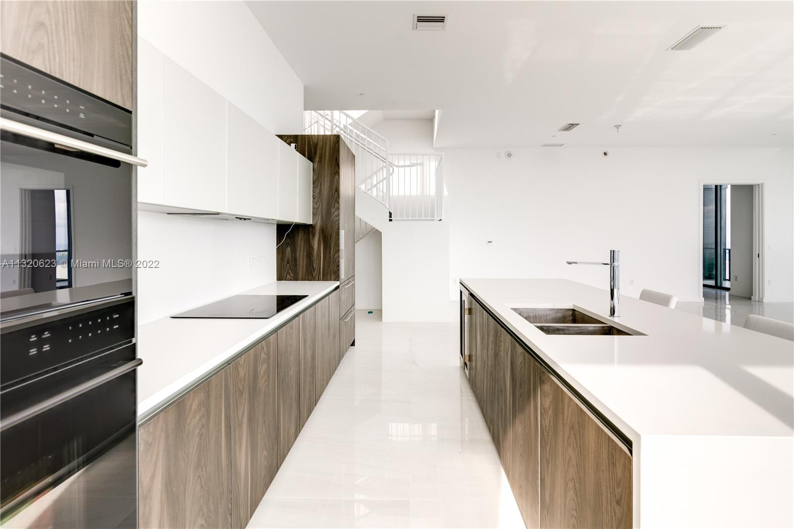 GRAN PARAISO CONDO - Residential