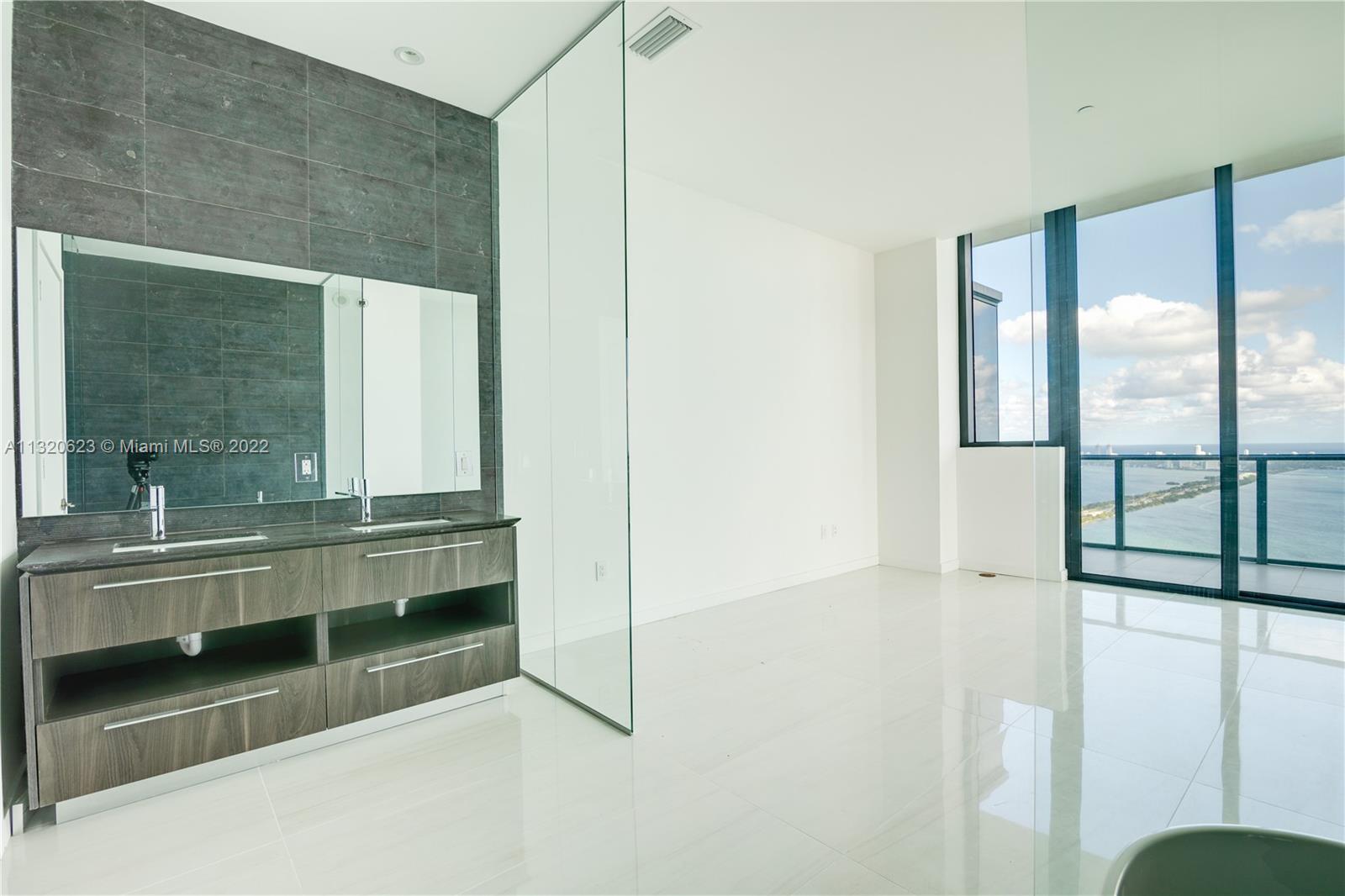 GRAN PARAISO CONDO - Residential