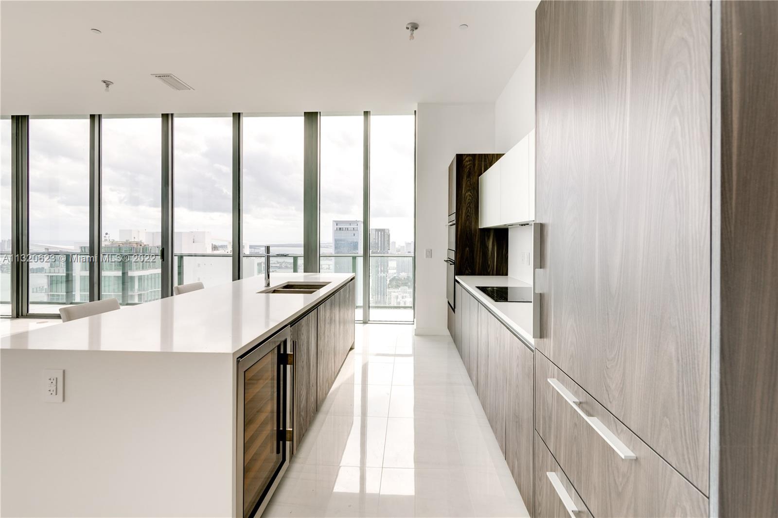 GRAN PARAISO CONDO - Residential