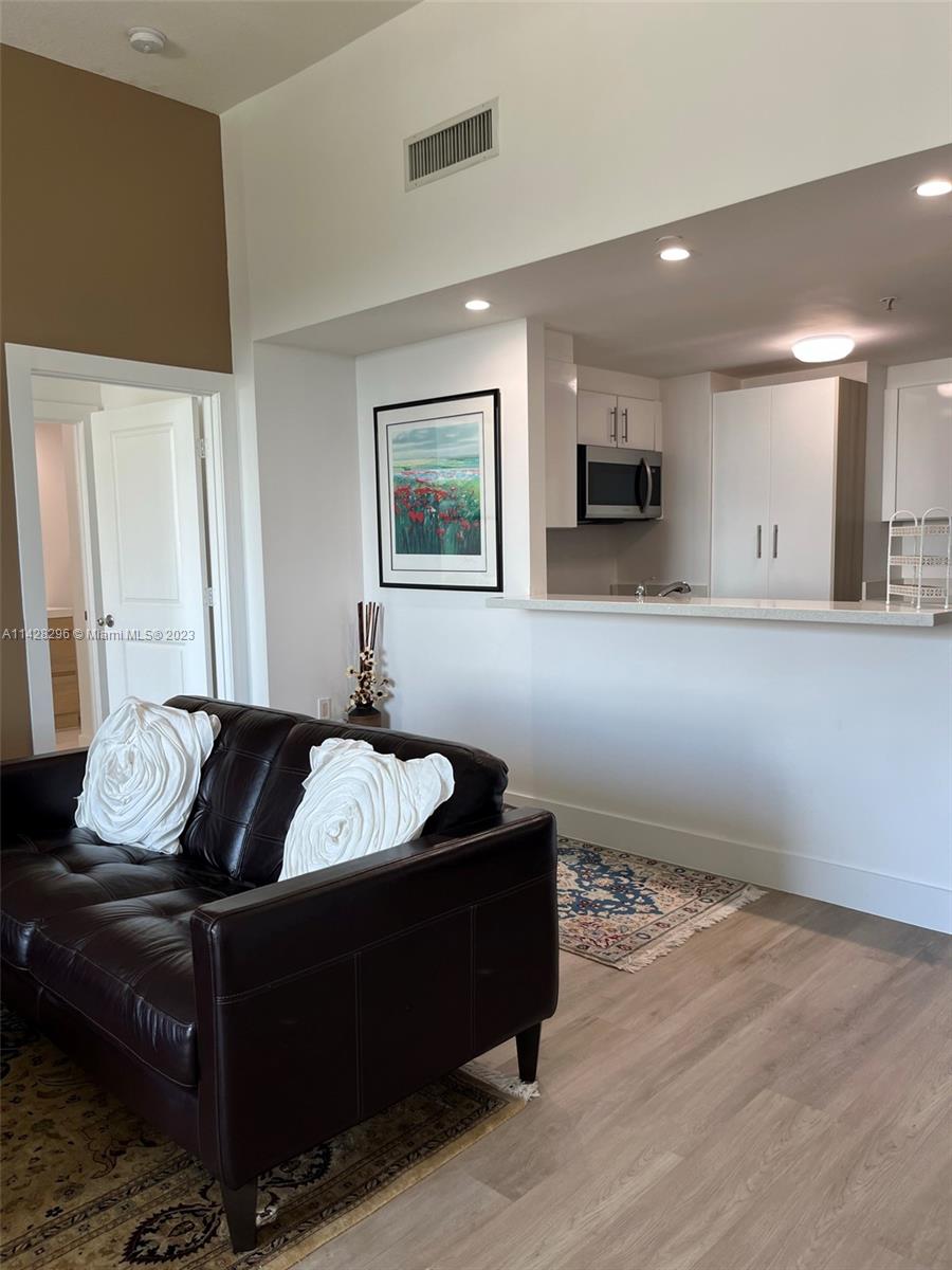 VUE AT BRICKELL CONDO - Residential Lease