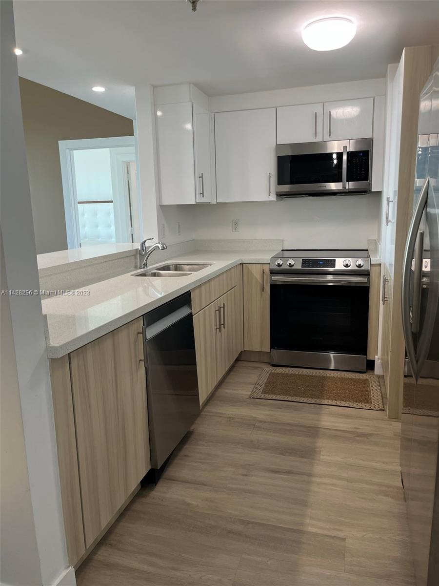 VUE AT BRICKELL CONDO - Residential Lease