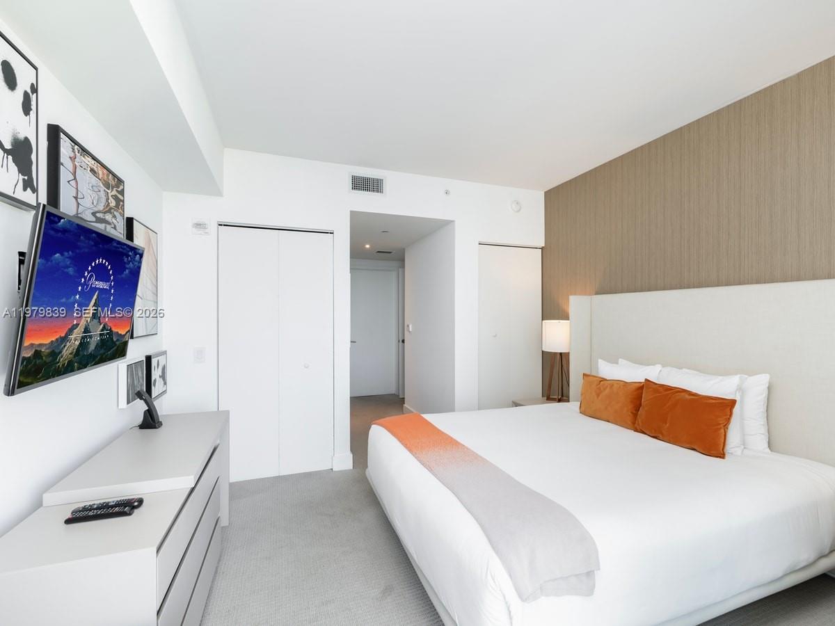 4111 SOUTH OCEAN DRIVE CO - Residential