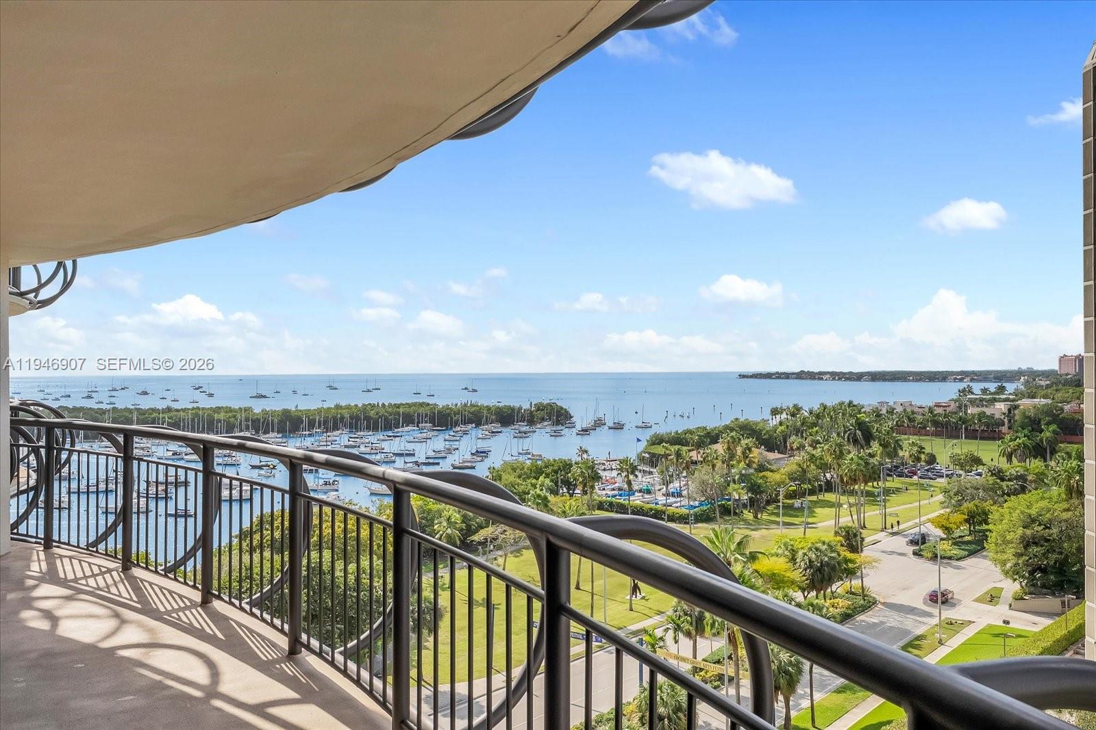 GROVE TOWERS CONDO - Residential