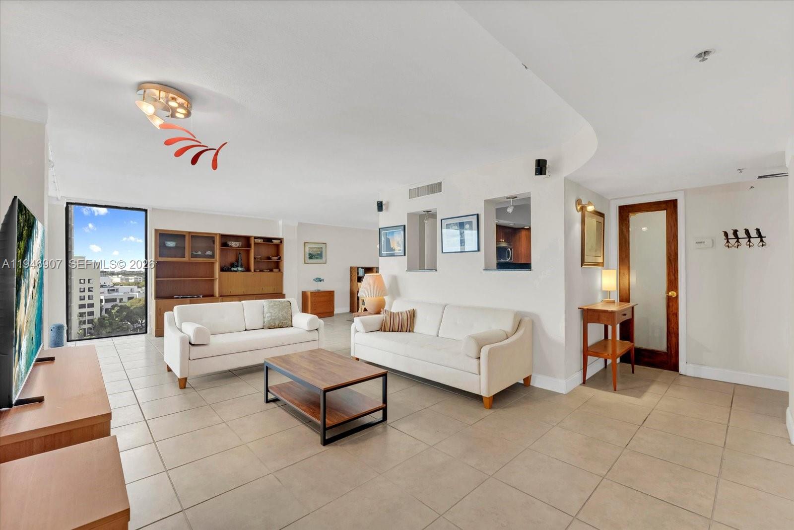 GROVE TOWERS CONDO - Residential