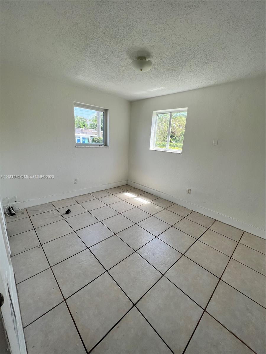 CITY OF MIAMI SOUTH - Residential Lease