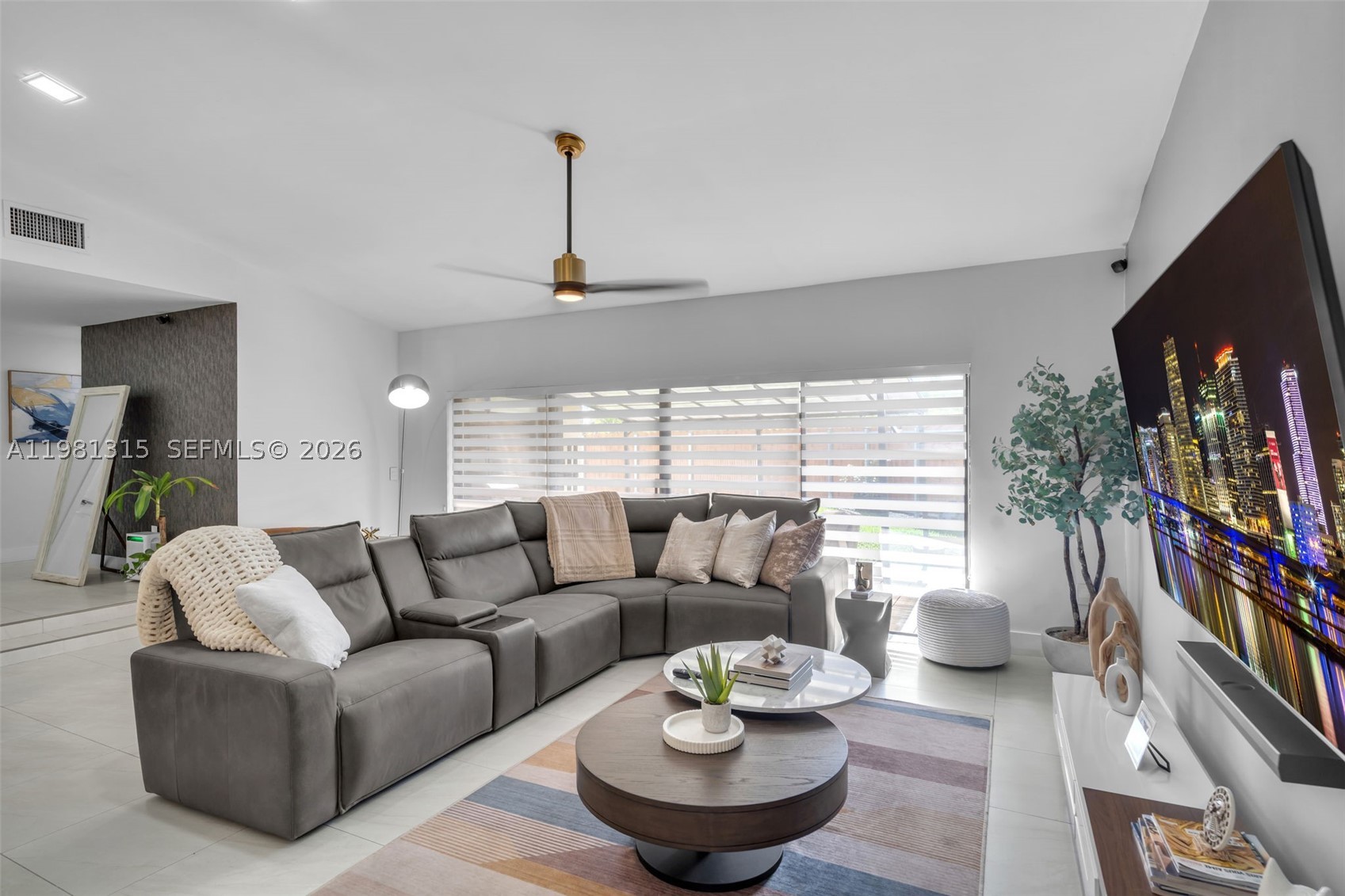 SKY LAKE VILLAS - Residential
