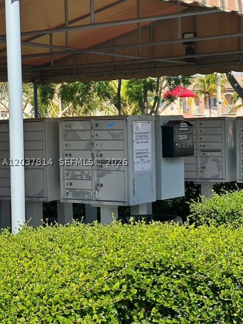 VENETIA GARDENS CONDO - Residential Lease