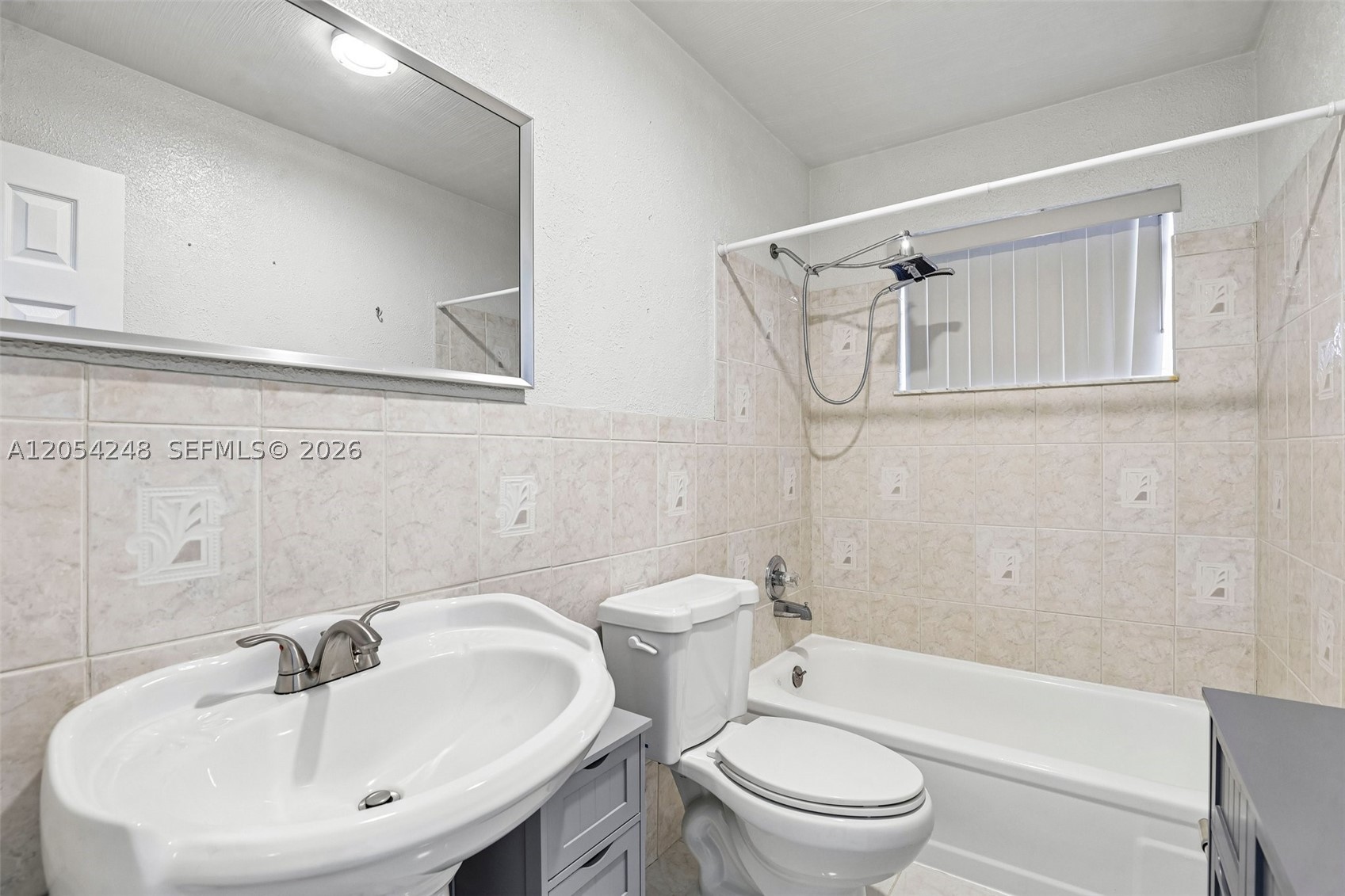 APPLEGREEN SUB - Residential