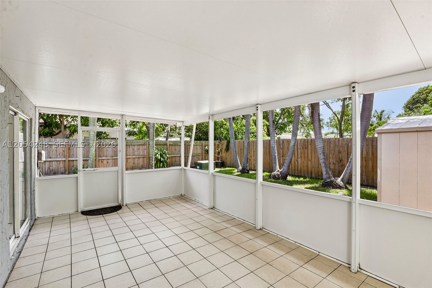 APPLEGREEN SUB - Residential