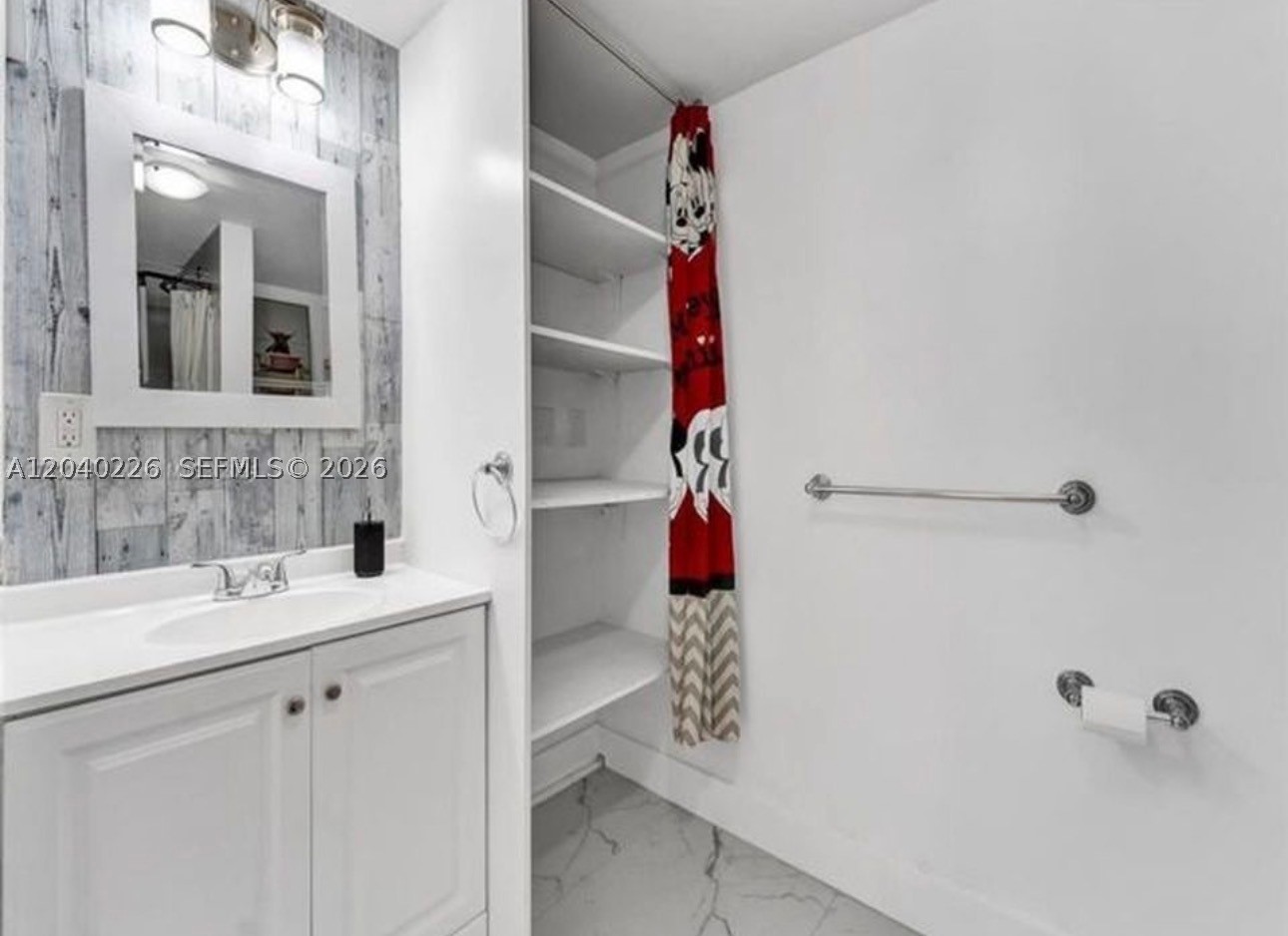 COLLIER MANOR FIRST ADD - Residential