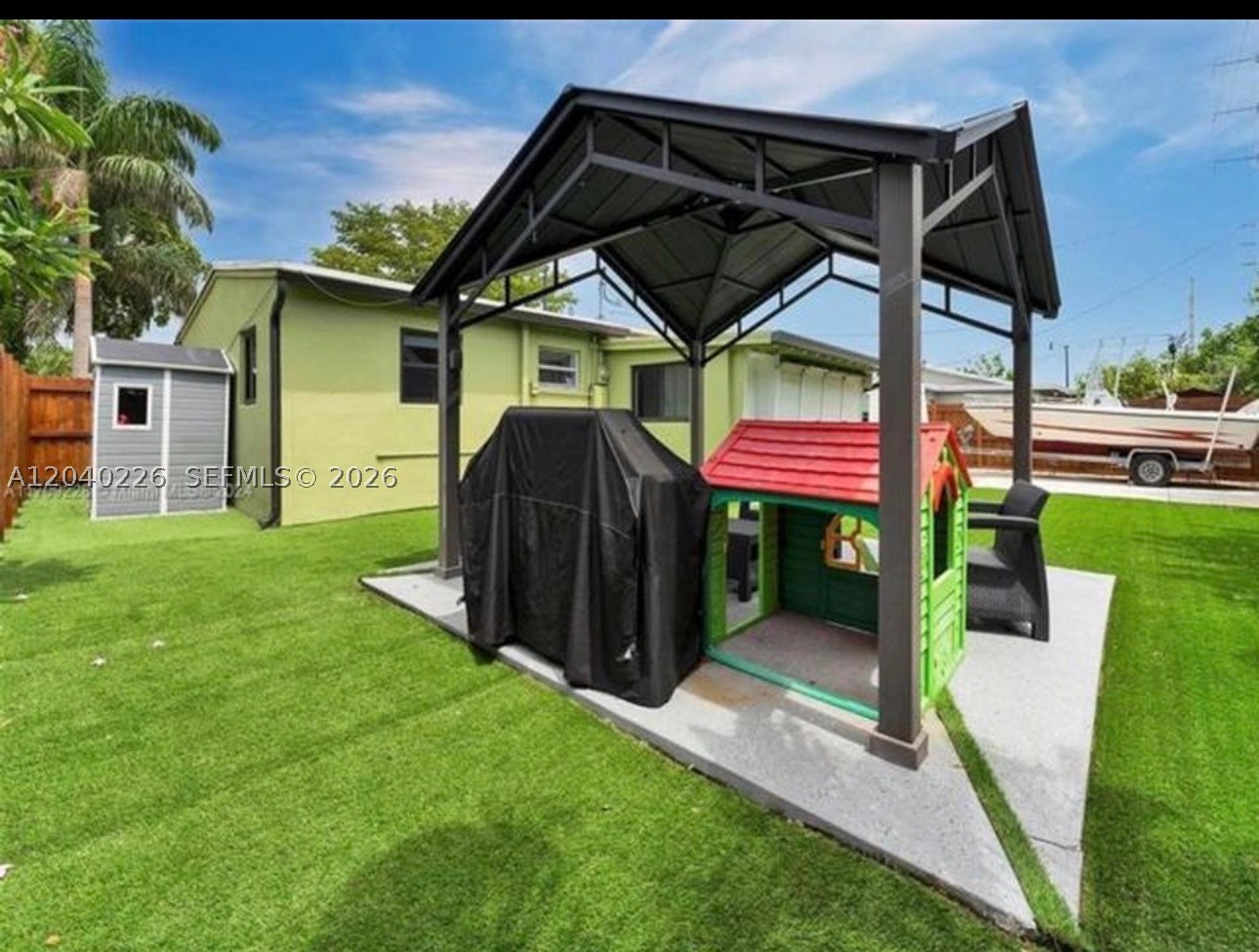 COLLIER MANOR FIRST ADD - Residential
