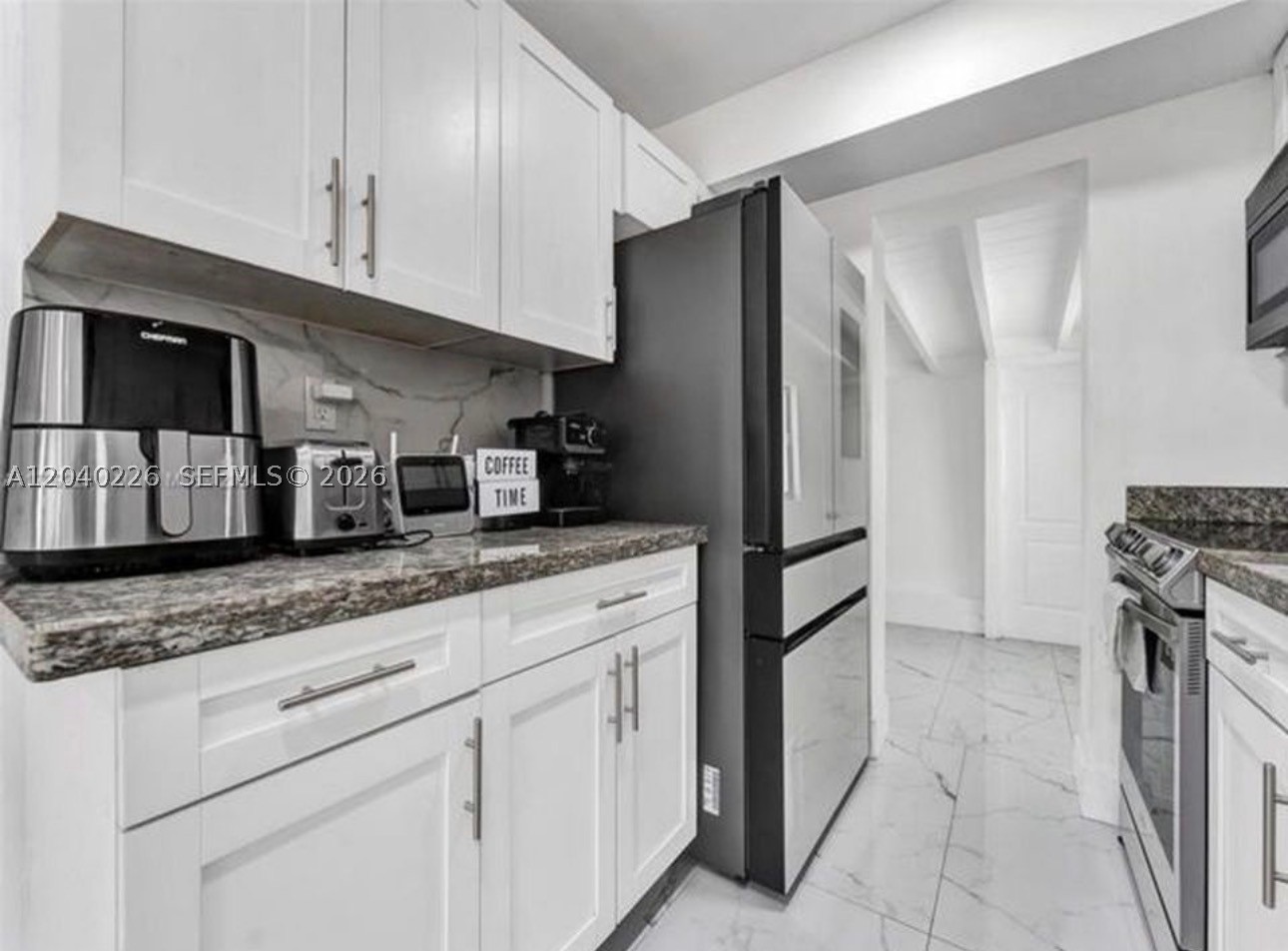 COLLIER MANOR FIRST ADD - Residential