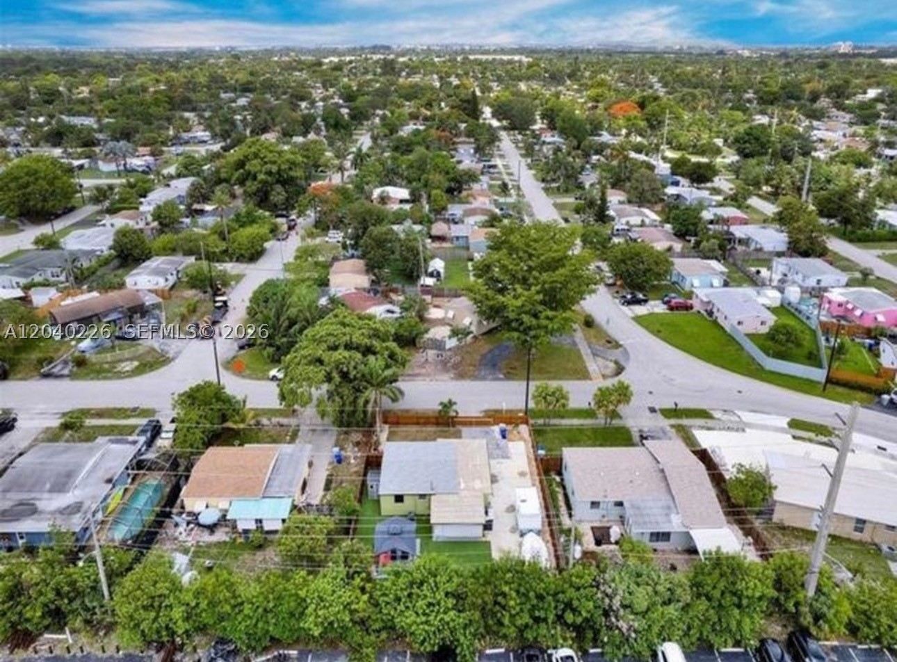 COLLIER MANOR FIRST ADD - Residential