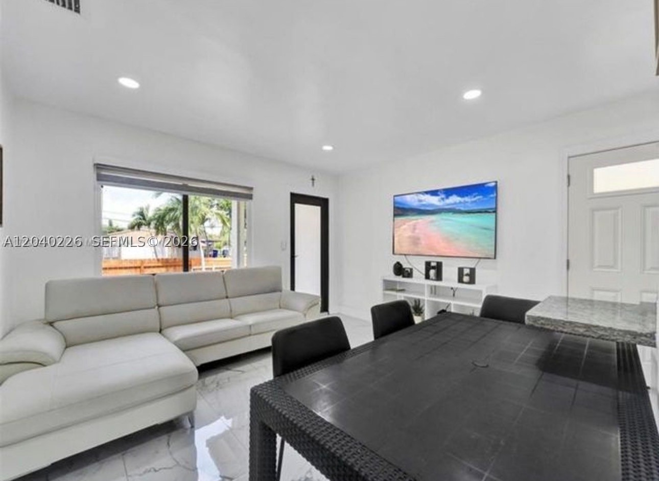 COLLIER MANOR FIRST ADD - Residential