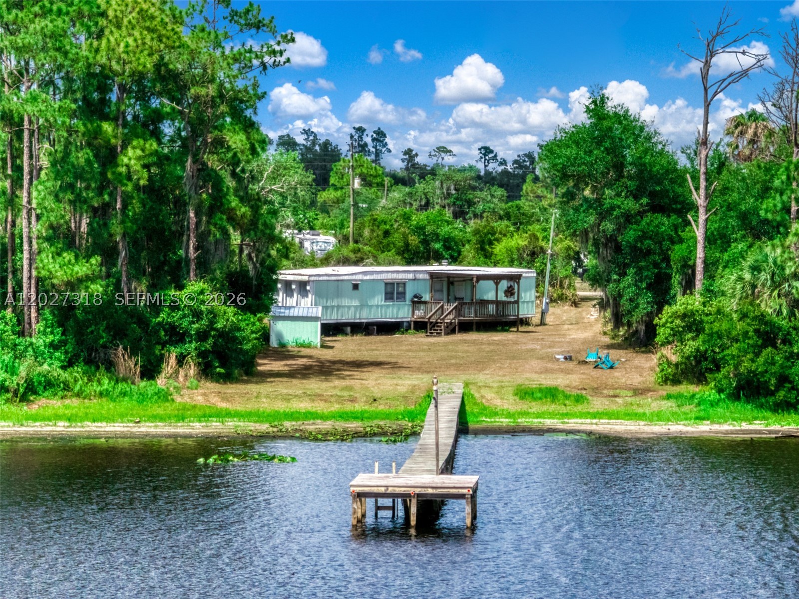 Sunset Lakes Estate - Residential