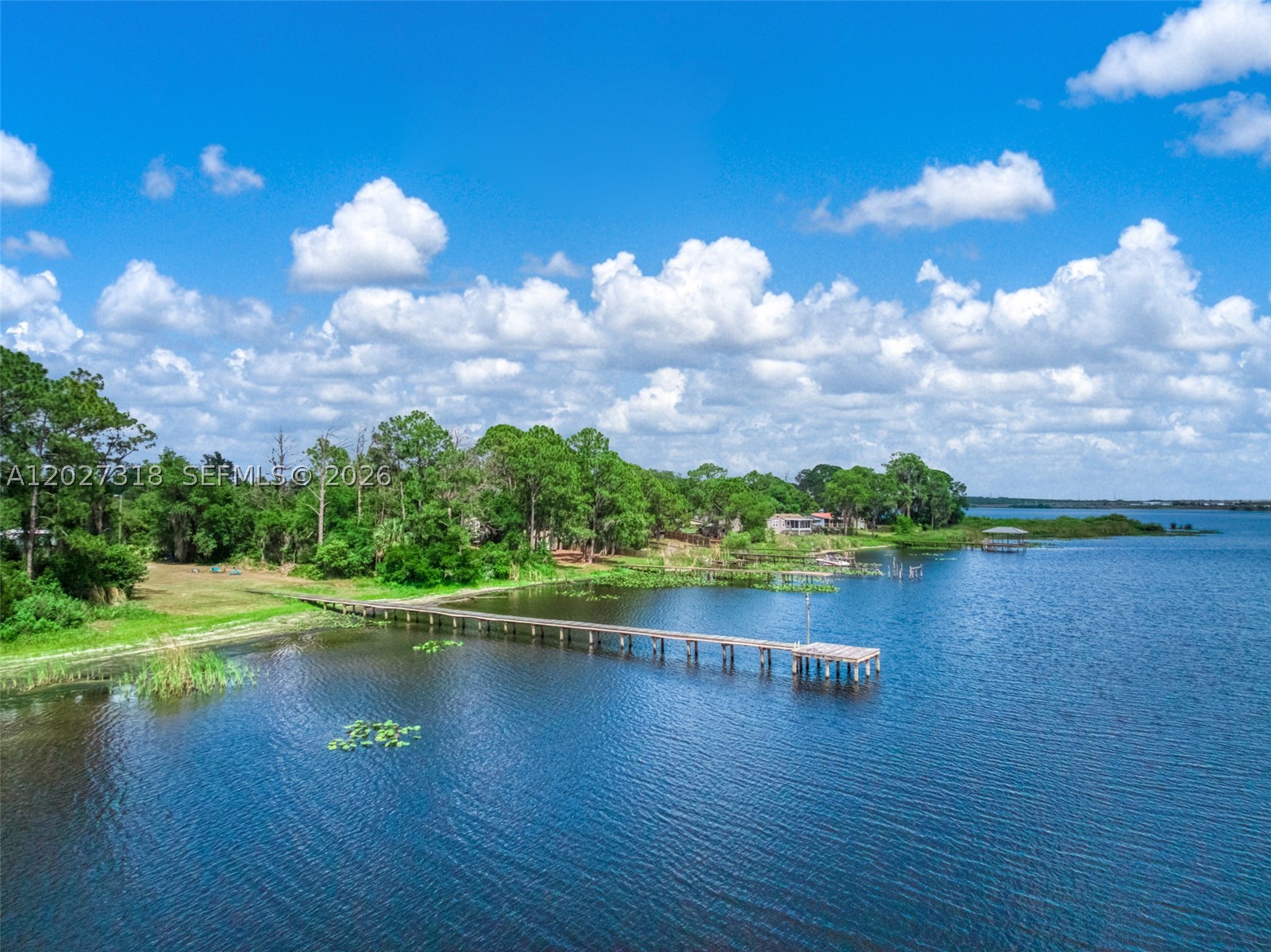 Sunset Lakes Estate - Residential