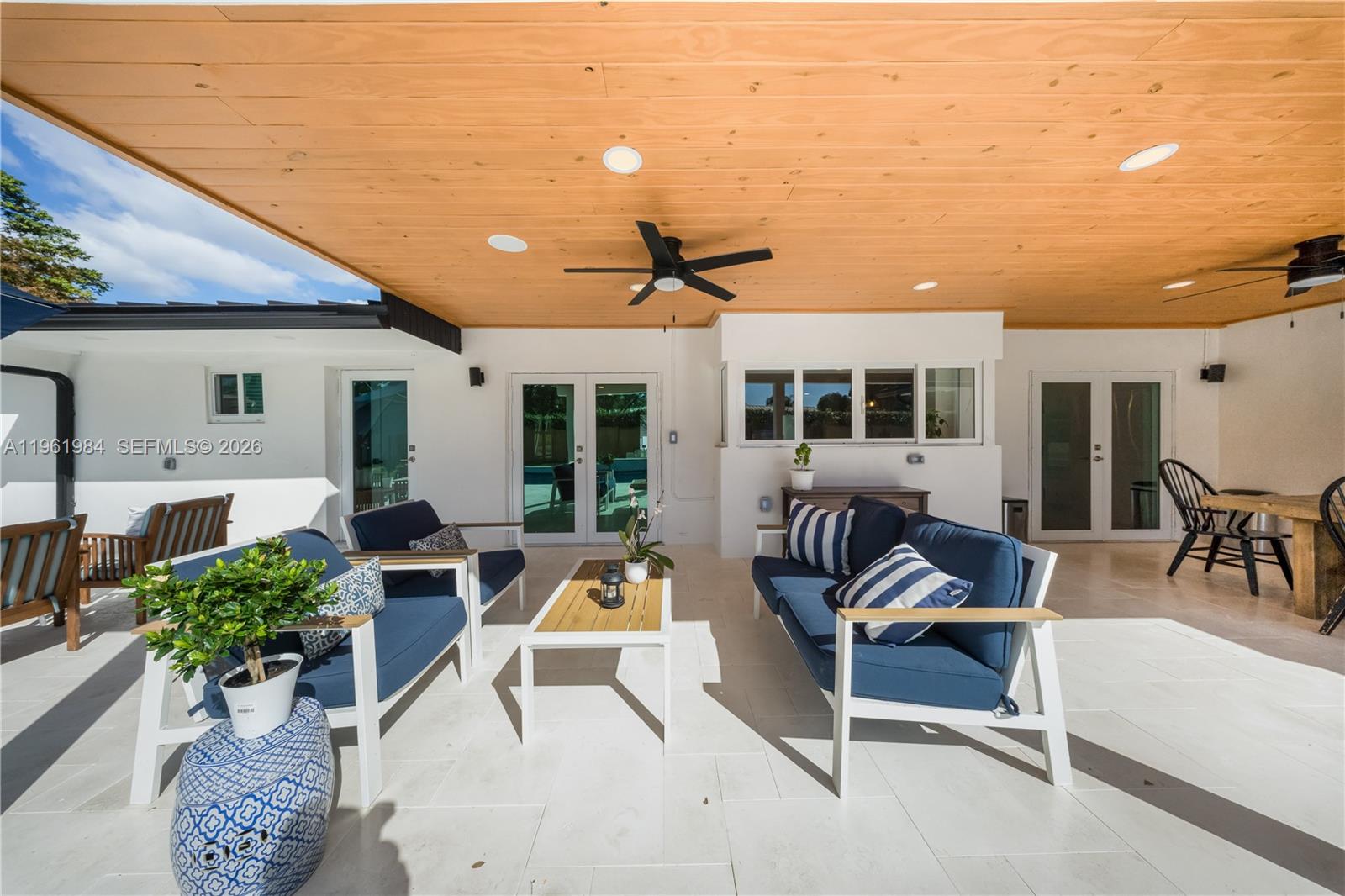 PINE SHORE SEC 1 - Residential