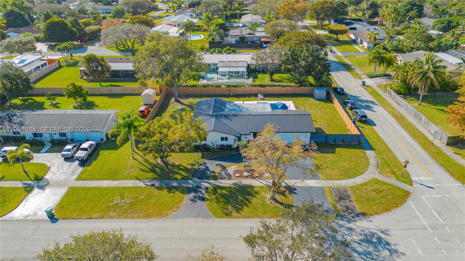 PINE SHORE SEC 1 - Residential
