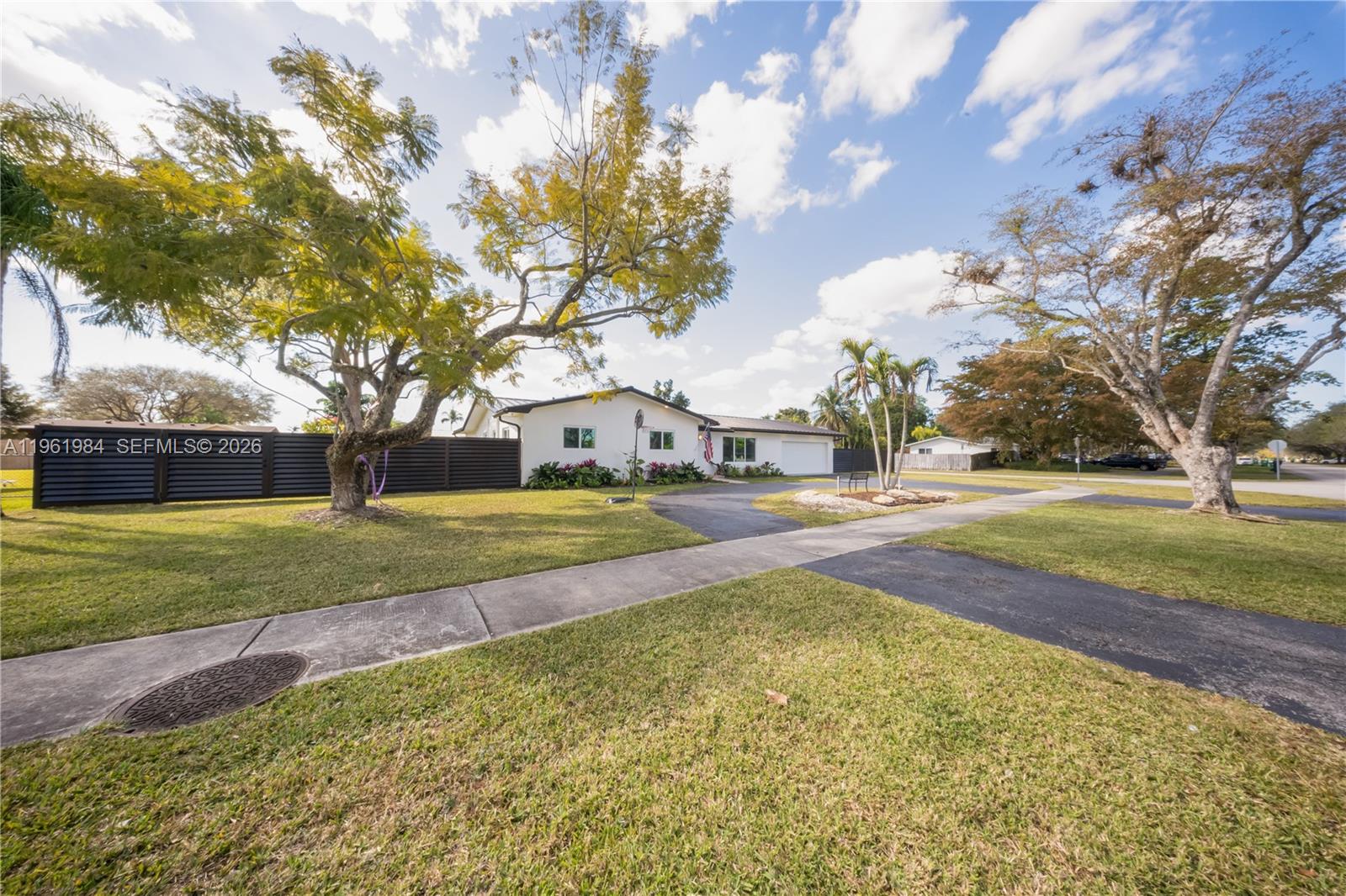 PINE SHORE SEC 1 - Residential