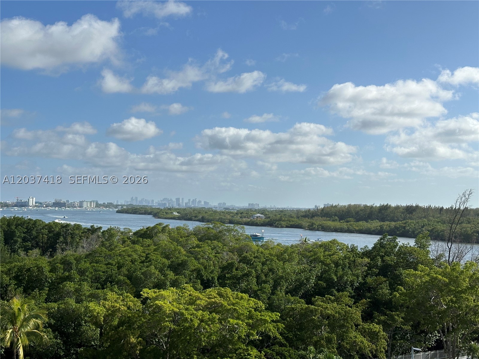 ARLEN HOUSE EAST CONDO - Residential