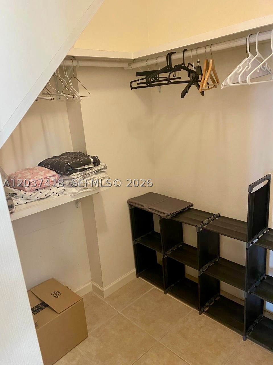 ARLEN HOUSE EAST CONDO - Residential