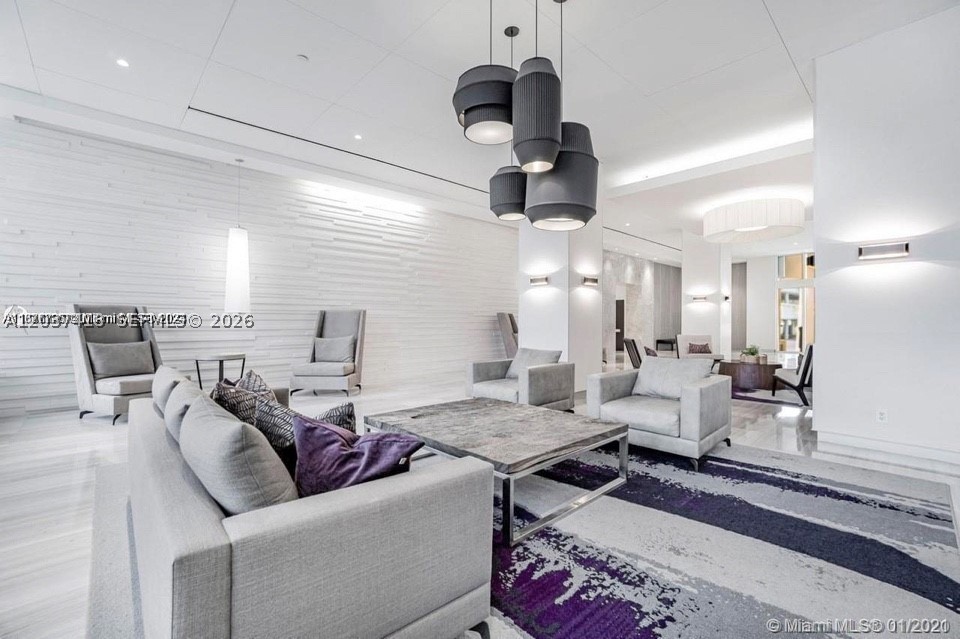 ARLEN HOUSE EAST CONDO - Residential