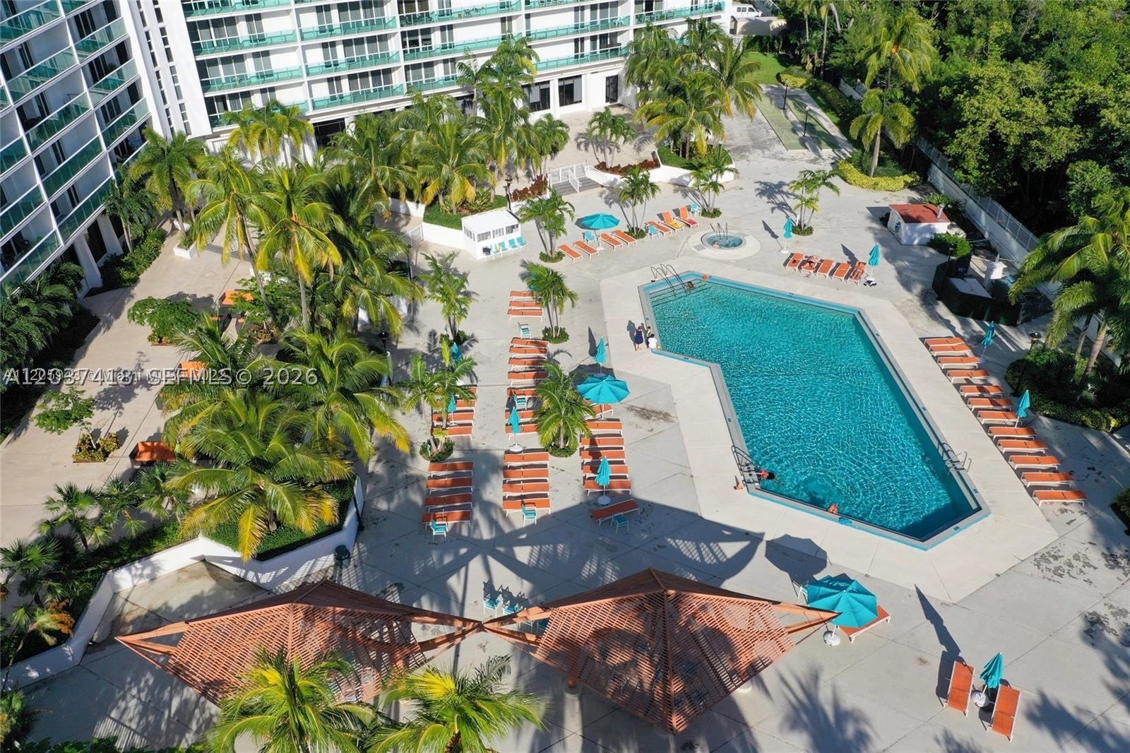 ARLEN HOUSE EAST CONDO - Residential