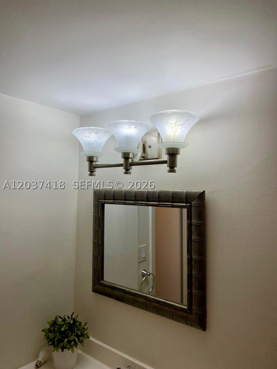 ARLEN HOUSE EAST CONDO - Residential