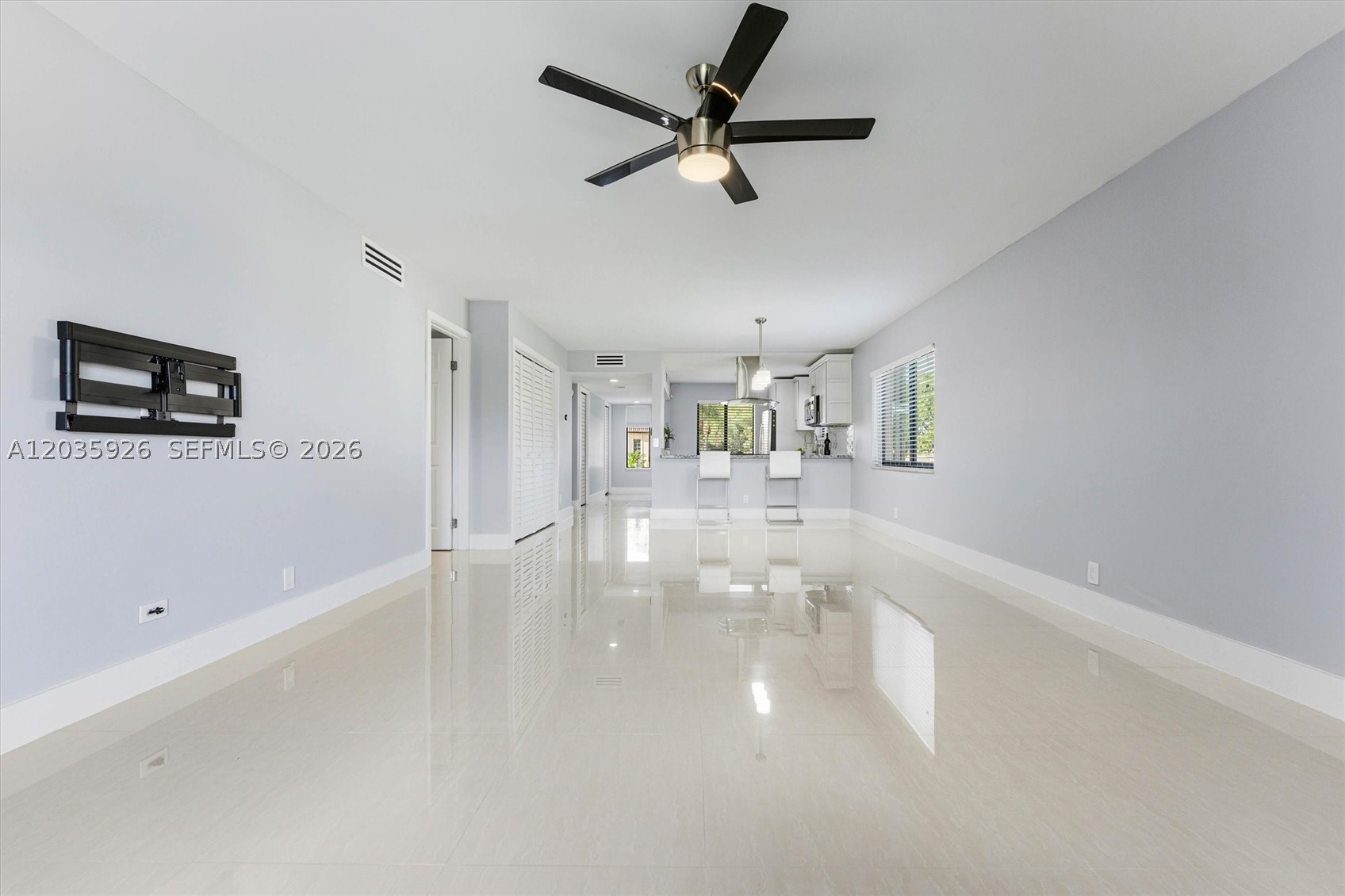 GARDENS AT BONAVENTURE 14 - Residential Lease