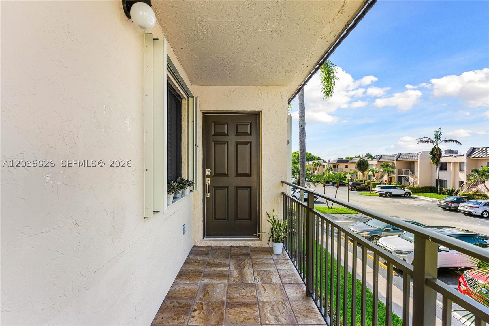 GARDENS AT BONAVENTURE 14 - Residential Lease