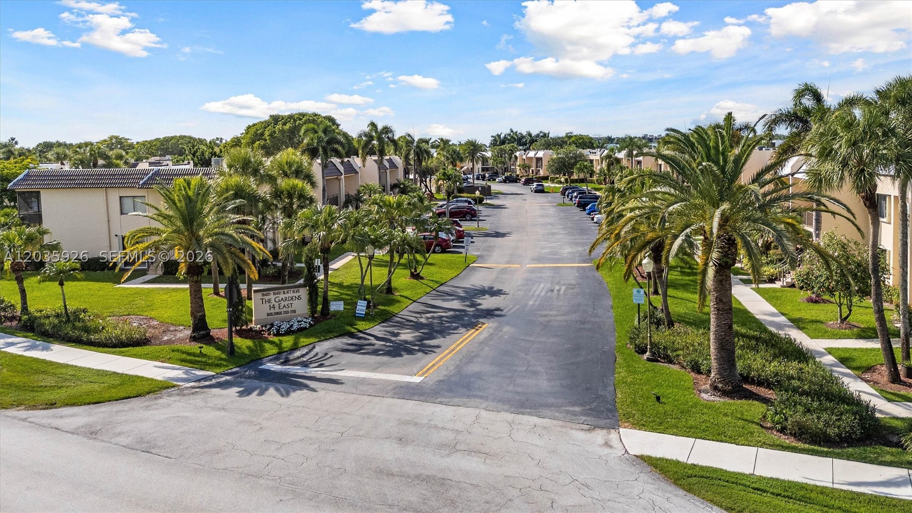 GARDENS AT BONAVENTURE 14 - Residential Lease