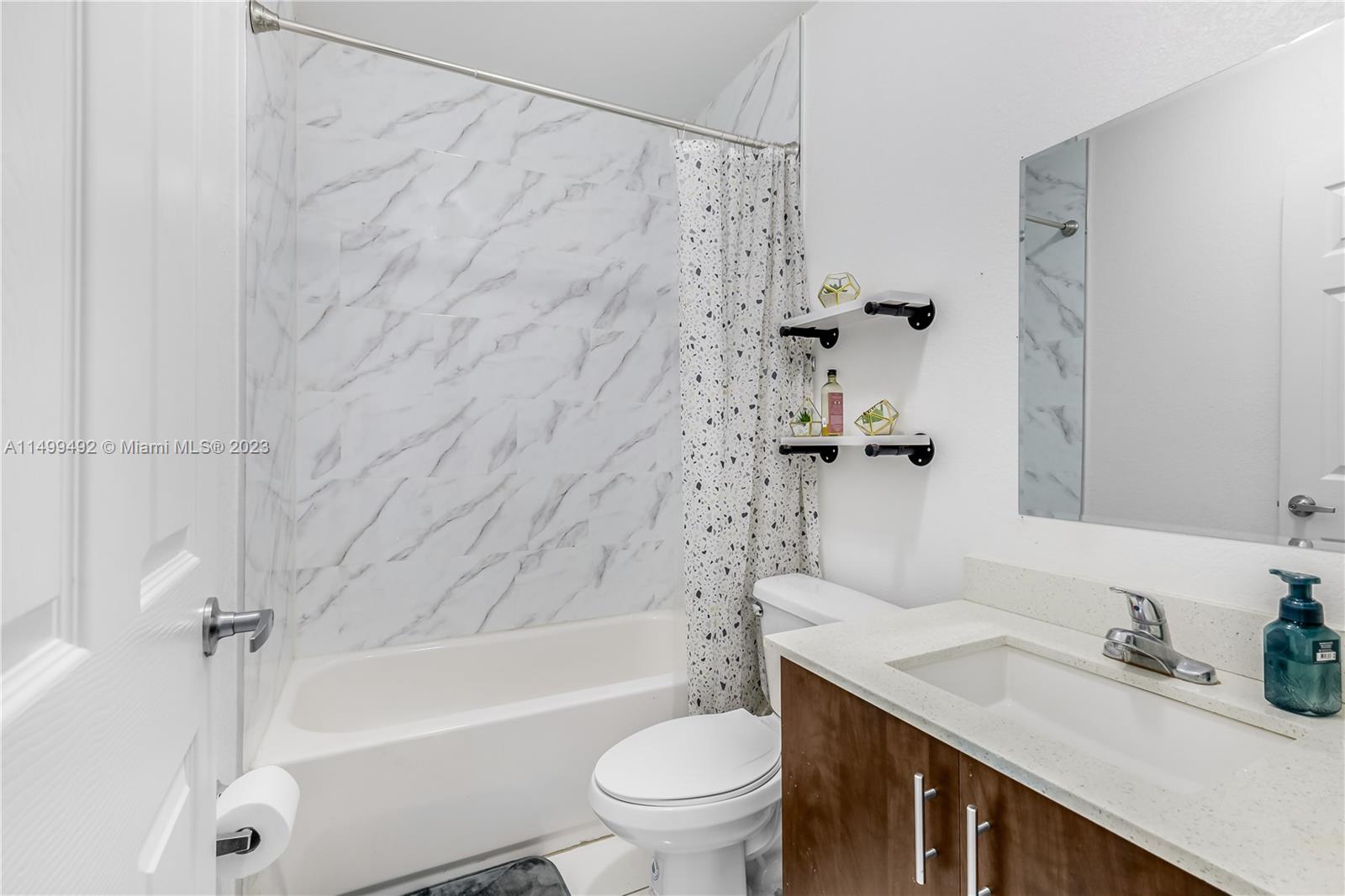 RANDALL PK 1ST ADDN - Residential