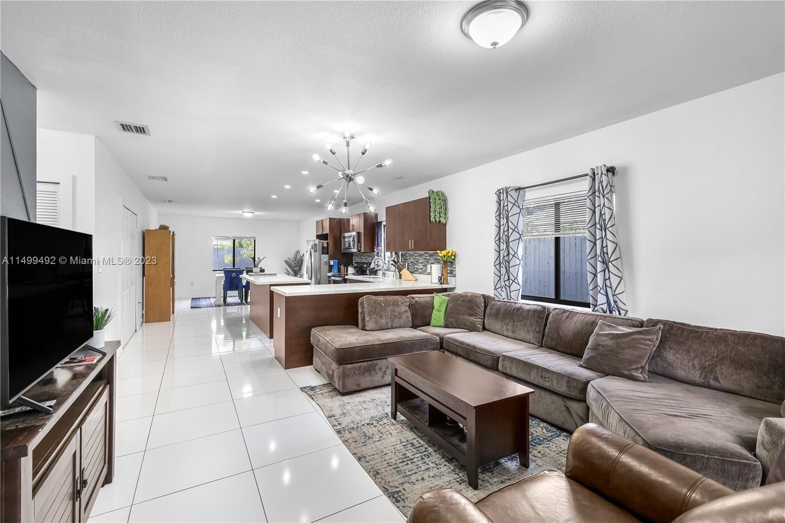 RANDALL PK 1ST ADDN - Residential