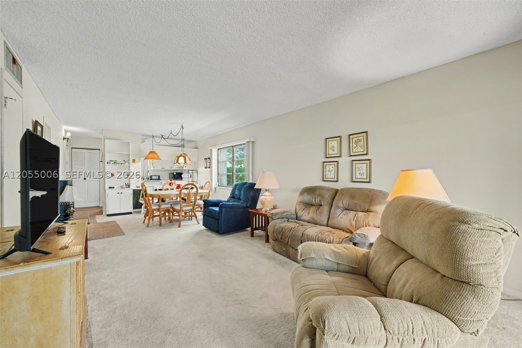 MASTERS FIRST CONDO - Residential