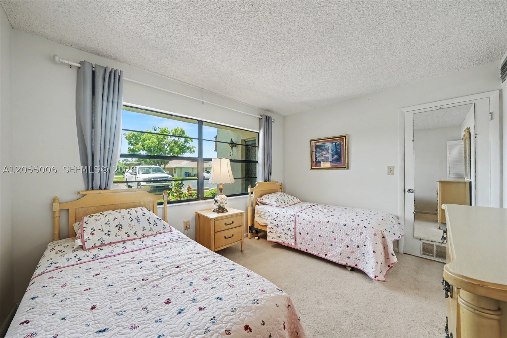 MASTERS FIRST CONDO - Residential