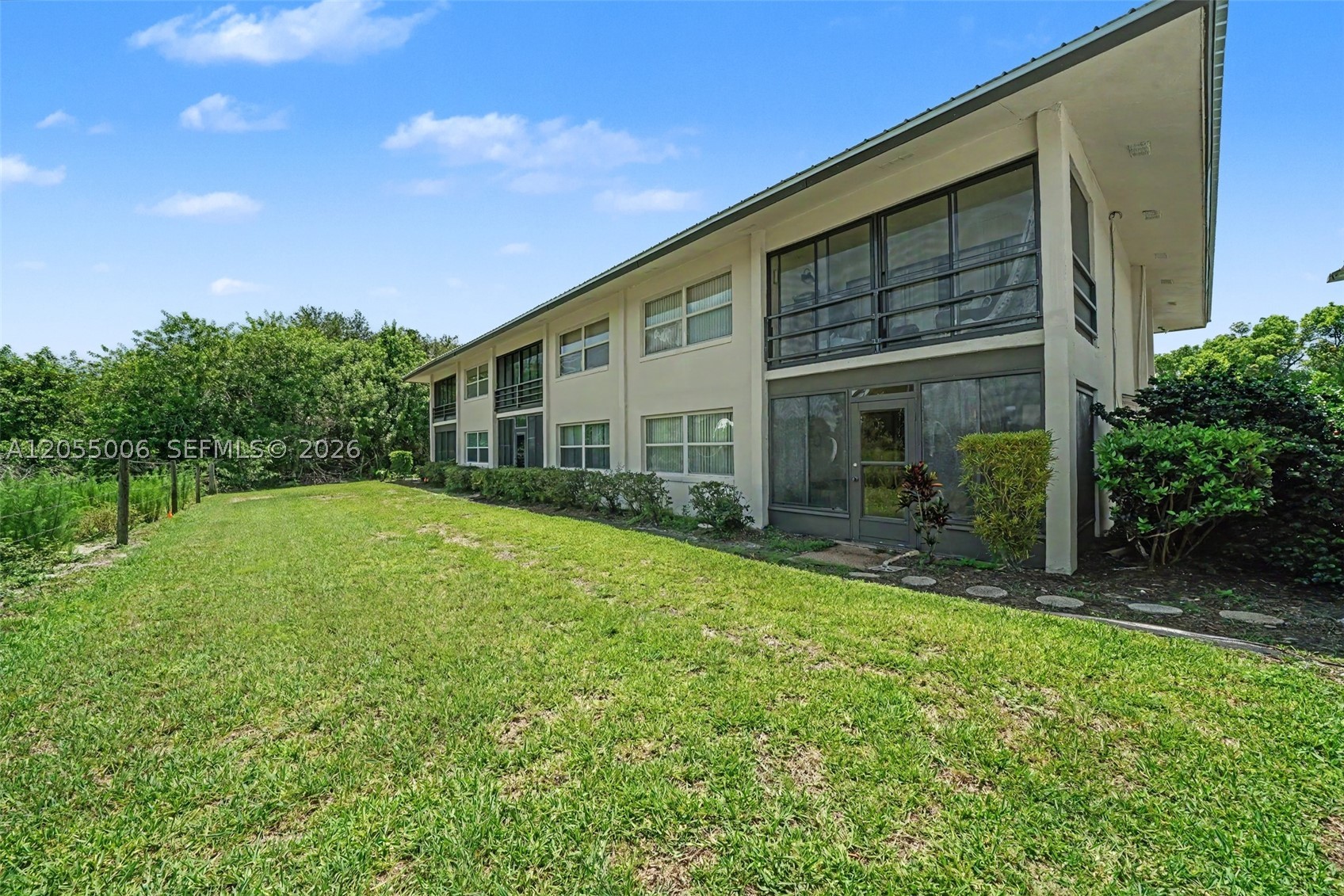 MASTERS FIRST CONDO - Residential