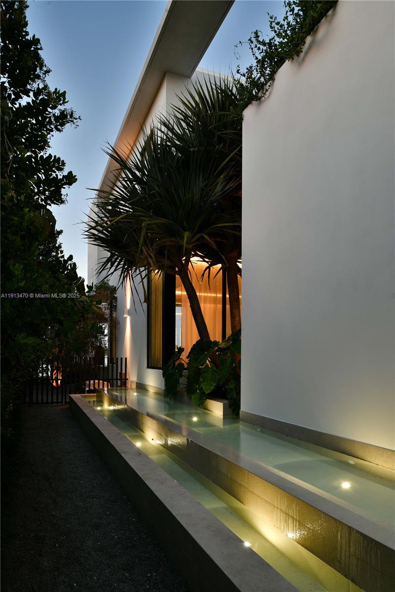HIBISCUS ISLAND - Residential