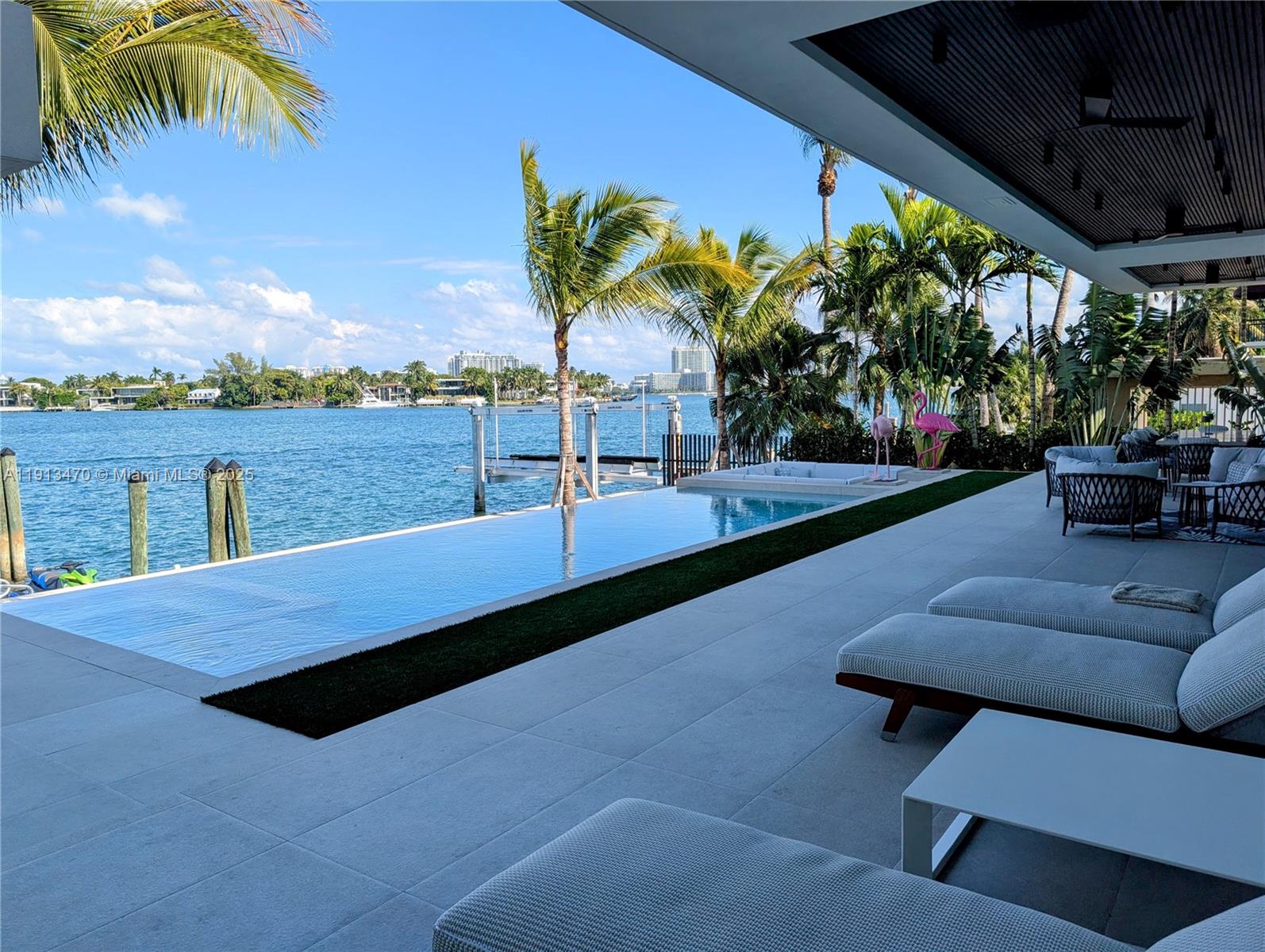 HIBISCUS ISLAND - Residential
